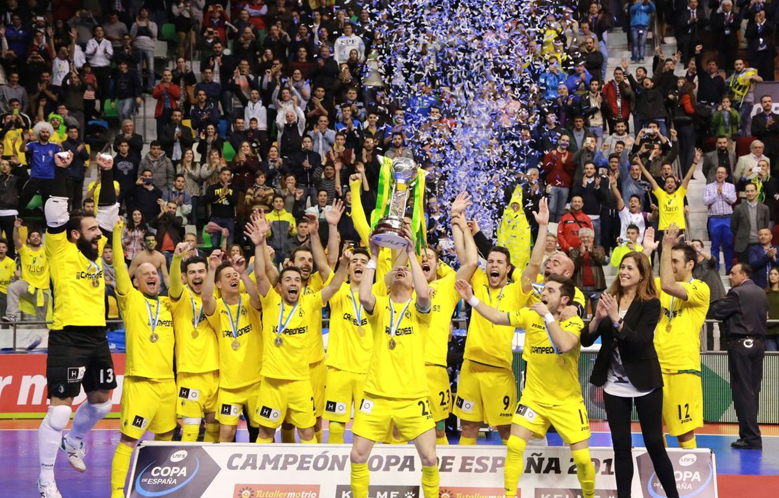 Jaen Paraiso Interior celebrando el titulo de Campeón de España de FS