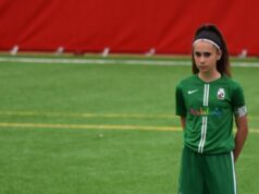 Nerea Cañas, futbolista del Real Jaén, un valor andaluz que crece y avanza adecuadamente