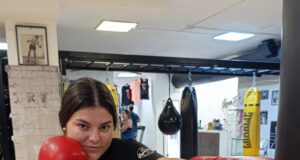 Cristina Peinado: “Me gustaría llegar a profesional y debutar con una pelea en mi tierra, en Jaén”