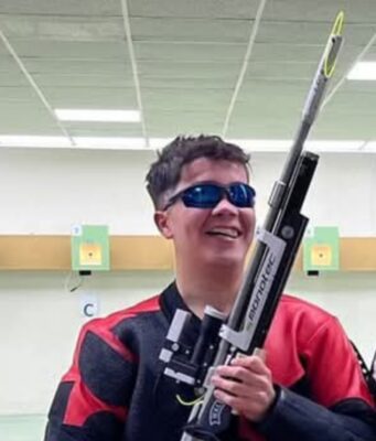 Álvaro Liébanas, de Torredonjimeno, medalla de plata en la Copa FEDC de Tiro Olímpico Adaptado