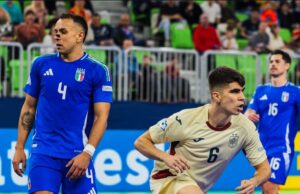España a semifinales del europeo de Futsal y Antonio Pérez, doblete y MVP