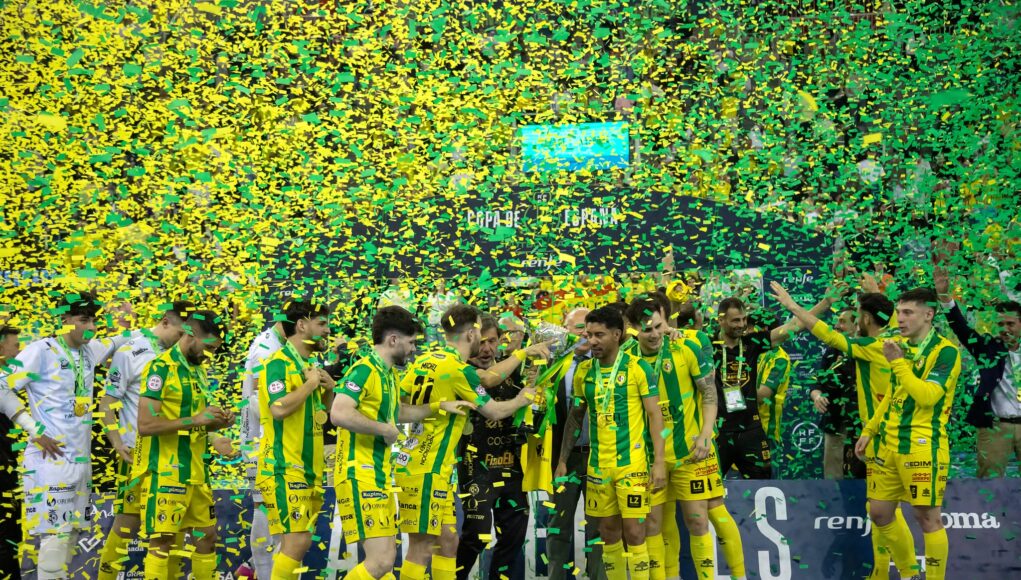 Palabra de Fútbol: Homenaje al Campeón en el primer número de 2026