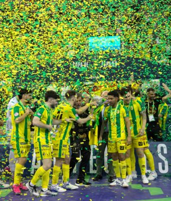 Palabra de Fútbol: Homenaje al Campeón en el primer número de 2026
