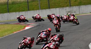 Jesús Torres rueda firme en Mugello mientras persigue a un patrocinador