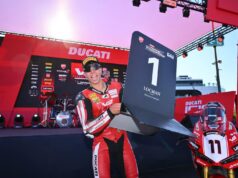 Jesús Torres gana, récord de la vuelta rápida en el “Marco Simoncelli” y lider la V2 de Ducati
