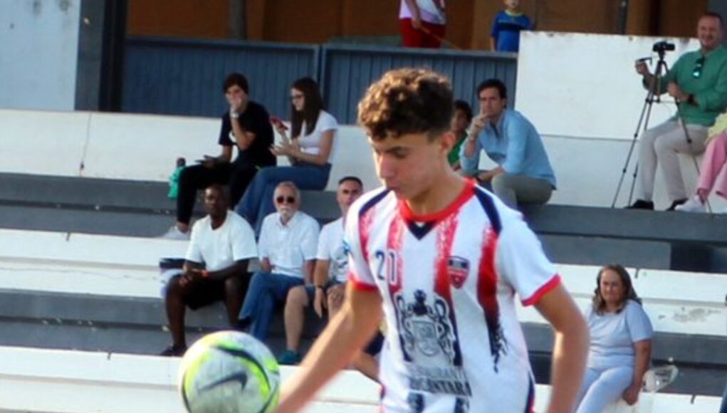 Gabriel Molina: Todo lo que me ha pasado en el fútbol me ha hecho más maduro»